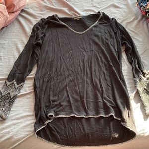 Black king sleeve blouse